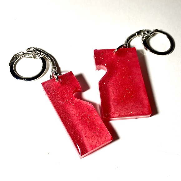 HANDMADE Resin Heart Couple Keychain Matching Set, Valentines Day Gift - Picture 3 of 9